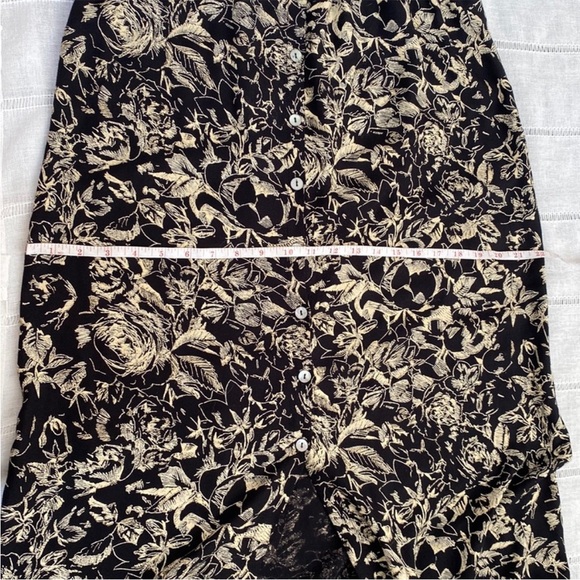Clio Black and Cream Floral Maxi Skirt - Picture 10 of 11